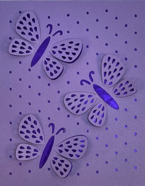 Butterflies with Small Circles
(purple)
Lift-Up Card